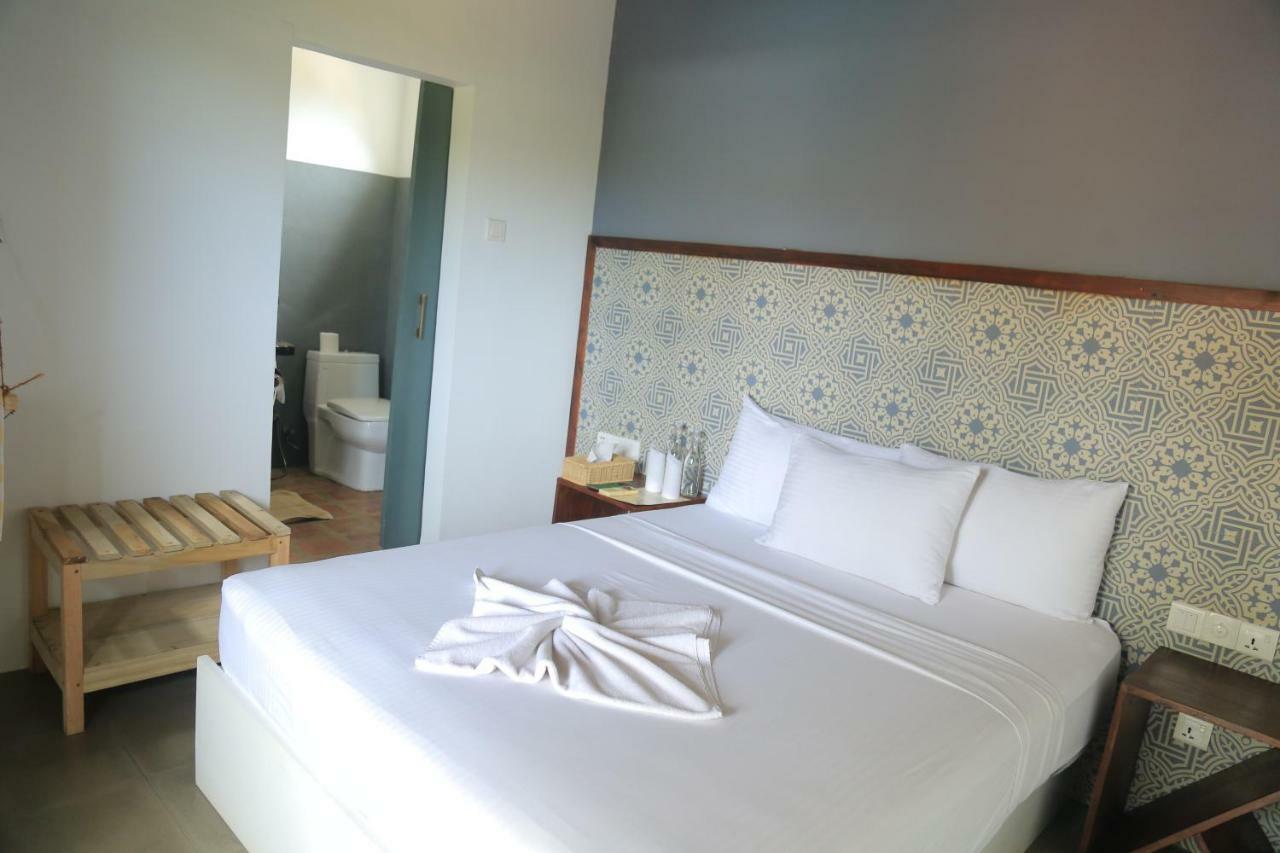 Toddy By Hoppa Hotel Unawatuna Exterior photo
