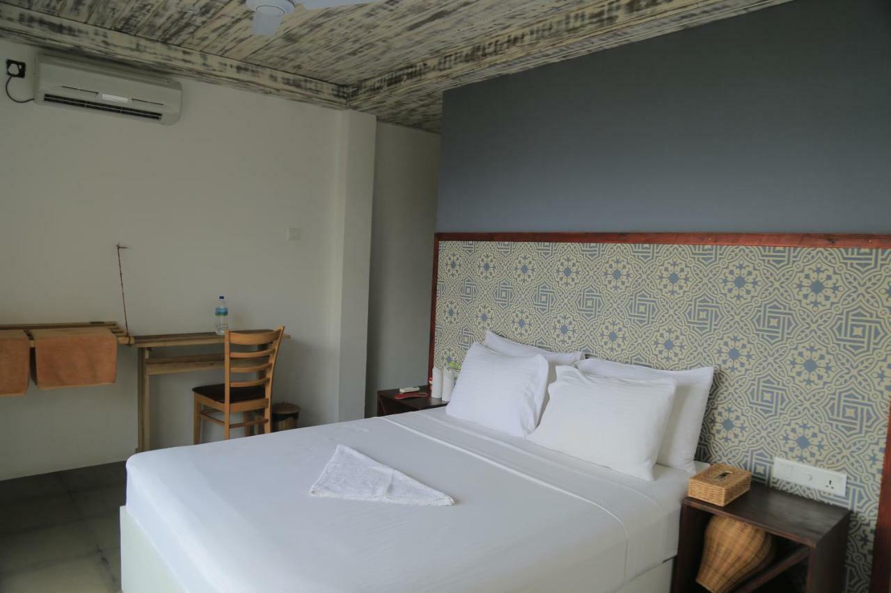 Toddy By Hoppa Hotel Unawatuna Exterior photo